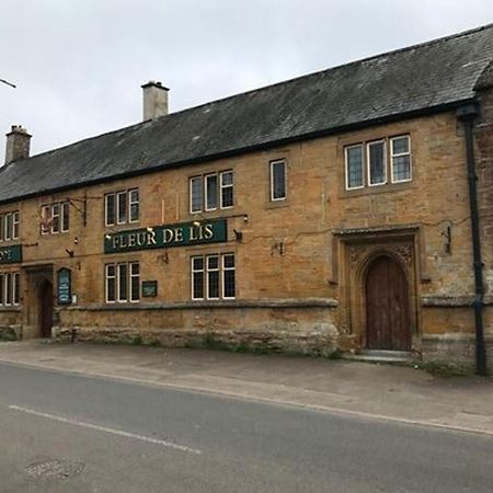 The Fleur-De-Lis Hotel Chiselborough المظهر الخارجي الصورة
